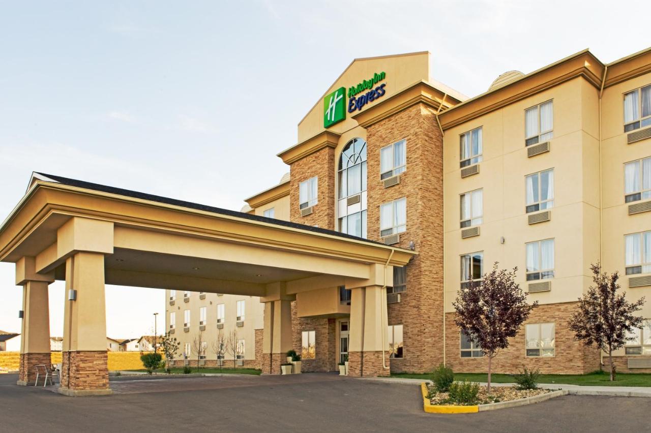 Holiday Inn Express Grande Prairie By Ihg Eksteriør billede