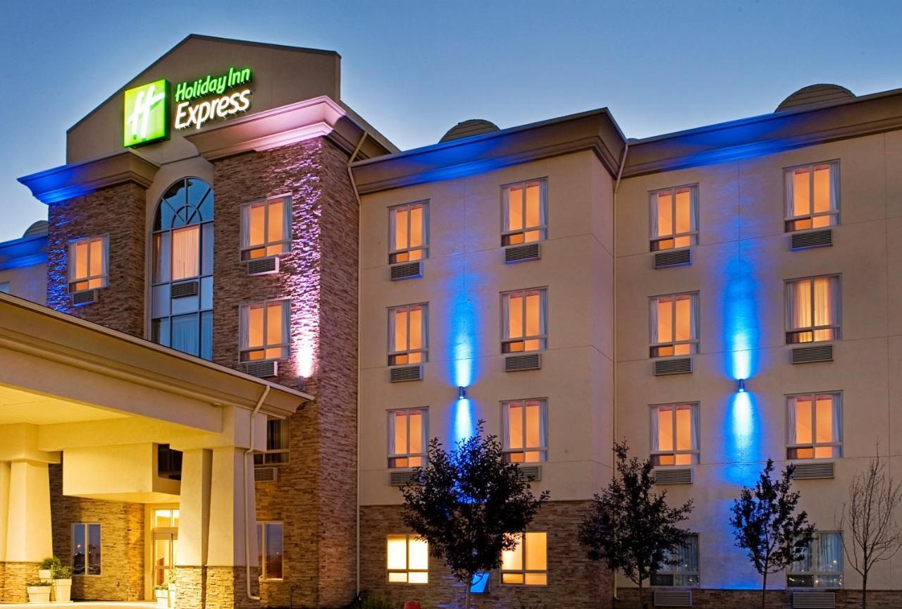 Holiday Inn Express Grande Prairie By Ihg Eksteriør billede