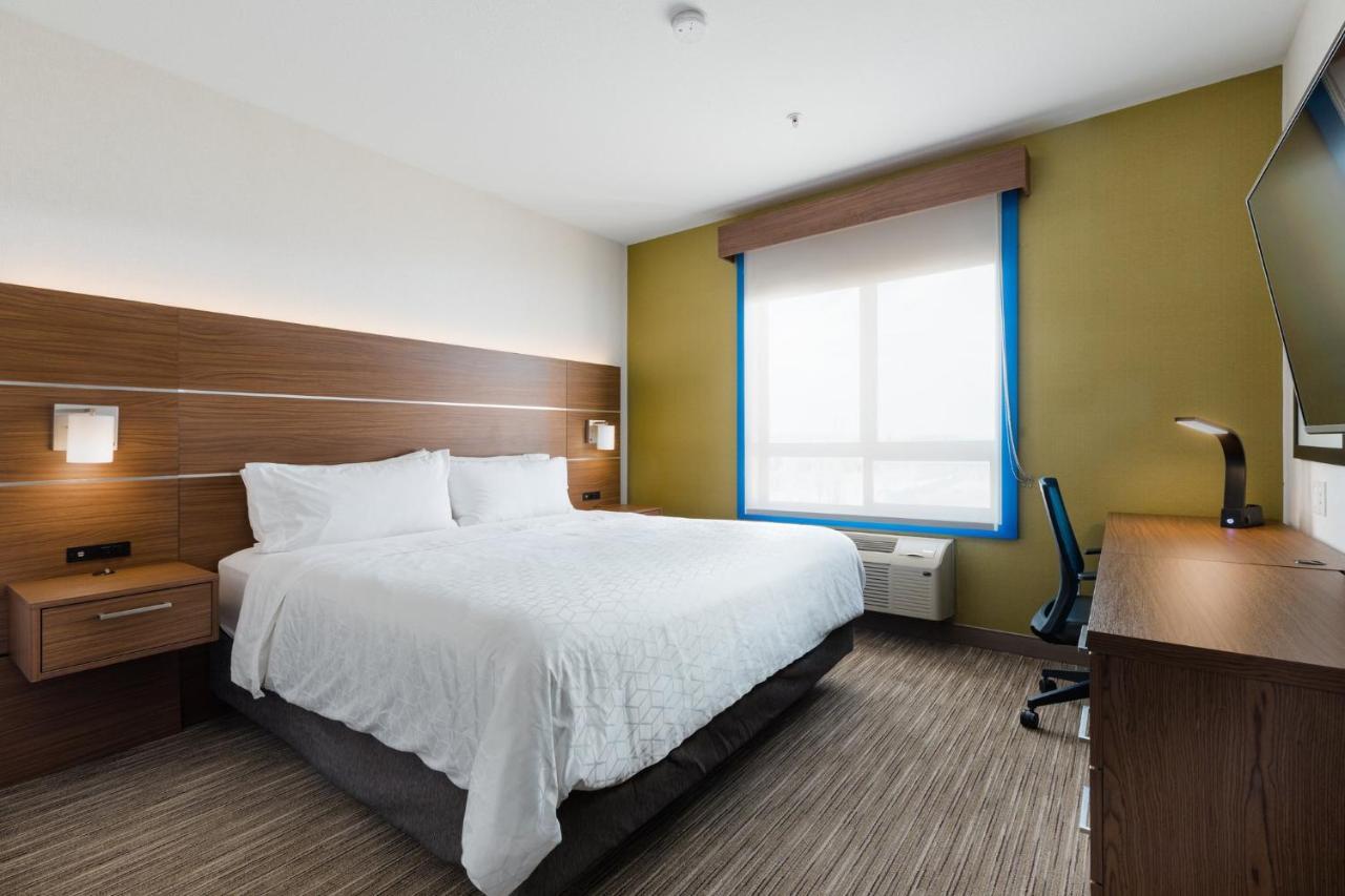 Holiday Inn Express Grande Prairie By Ihg Eksteriør billede
