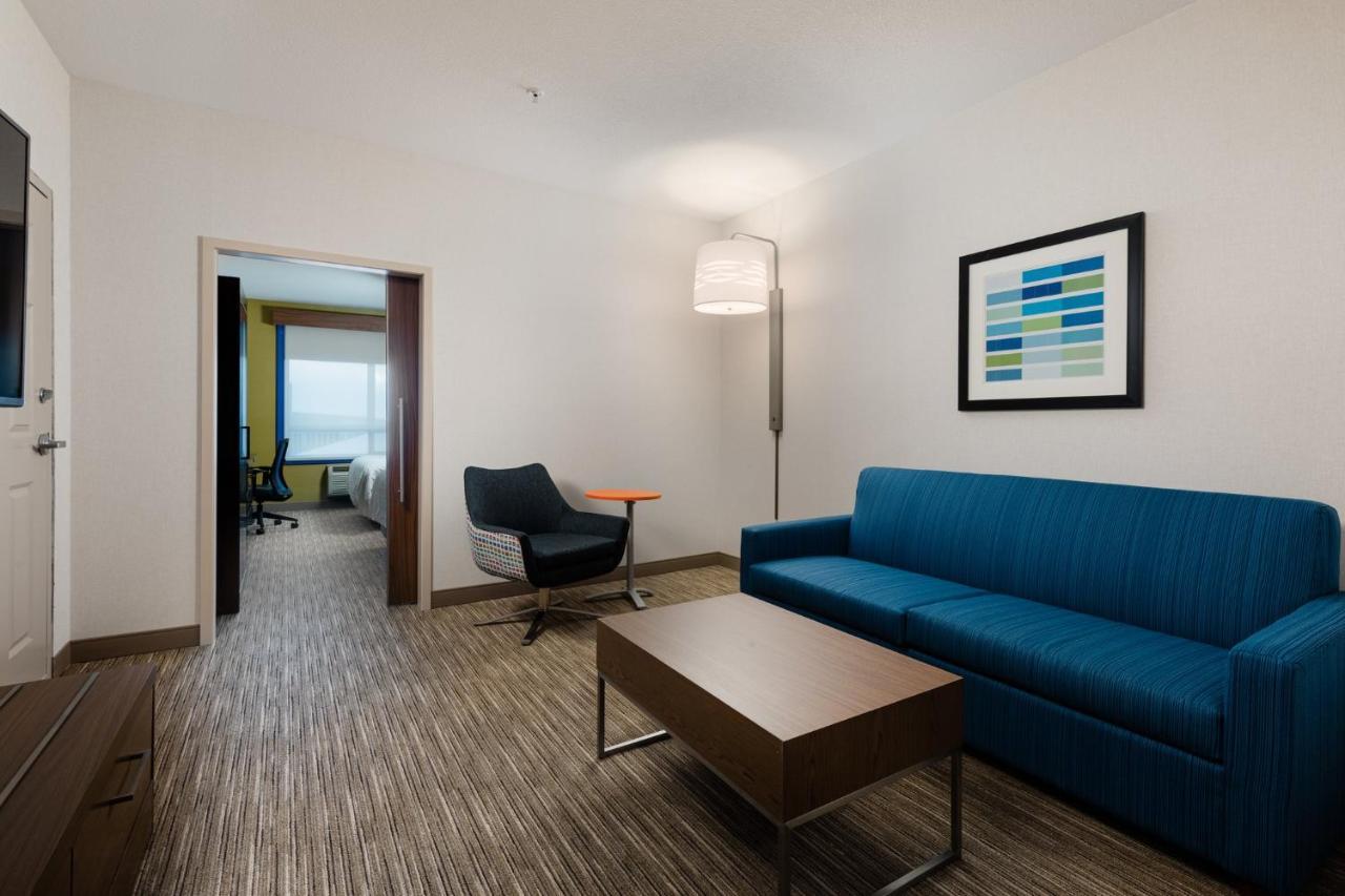 Holiday Inn Express Grande Prairie By Ihg Eksteriør billede