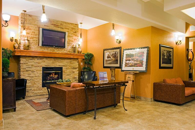 Holiday Inn Express Grande Prairie By Ihg Eksteriør billede