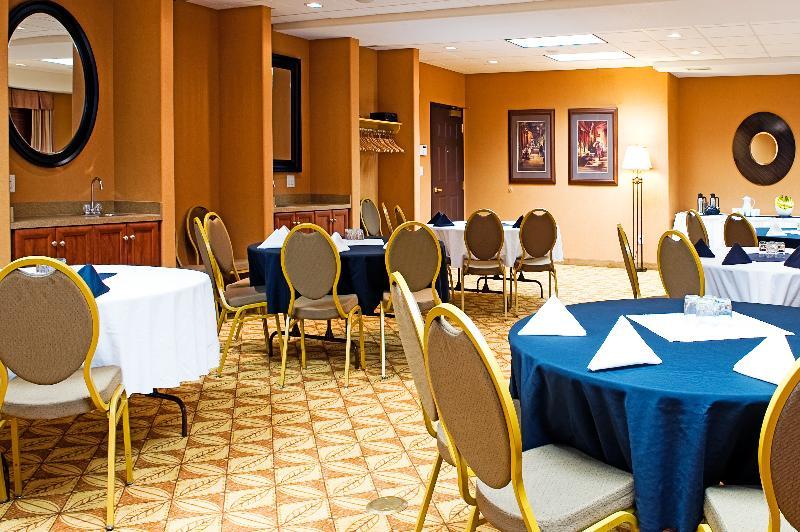 Holiday Inn Express Grande Prairie By Ihg Eksteriør billede